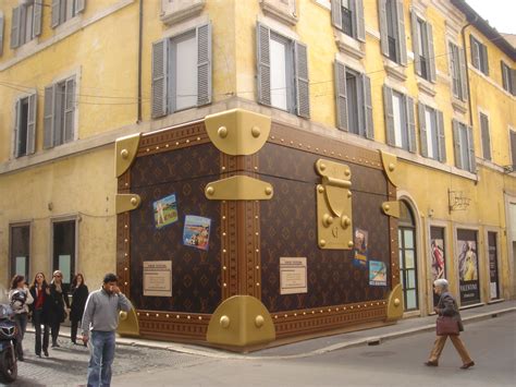 louis vuitton shop in rome italy|louis vuitton store in rome italy.